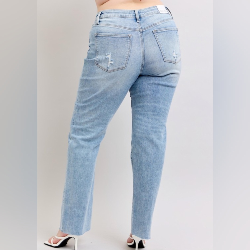 Judy Blue Mid-Rise Relax Dad Straight Leg Distressed Jeans Raw Hem Denim Pants - Picture 3 of 16